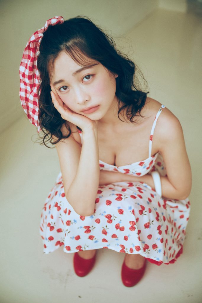 图片[1]-今森茉耶　【増量版　全５０Ｐ】ミスマガのアソビバ！　レトログラビア　ヤンマガデジタル写真集【54P 52MB】-石川澪写真网