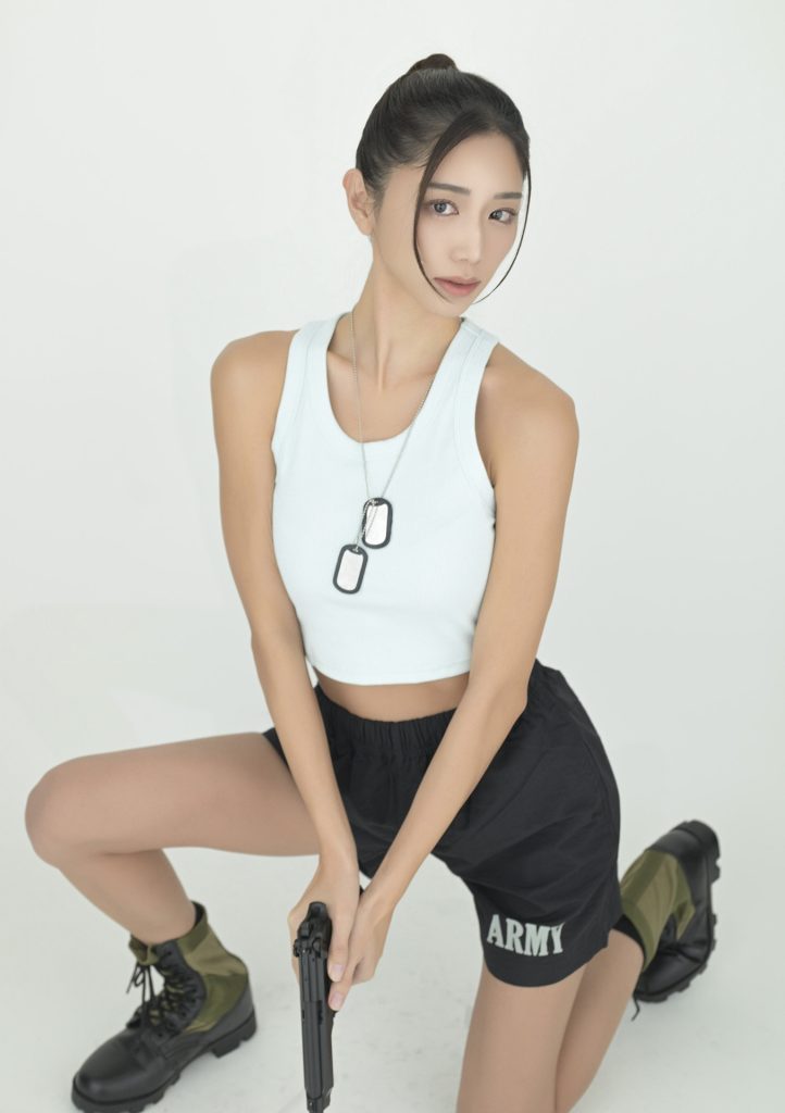 图片[1]-アームズマガジンデジタル写真集 Arms MAGAZINE DIGITAL PHOTO BOOK 斎藤恭代 in GUN ACTION【37P 27MB】-石川澪写真网