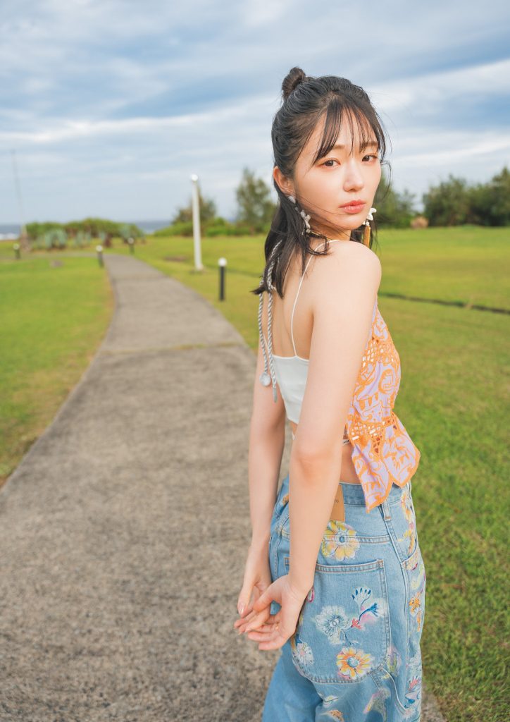 图片[1]-長谷川かすみファースト写真集 かすみ霞【デジタル限定版】【114P 55MB】-石川澪写真网