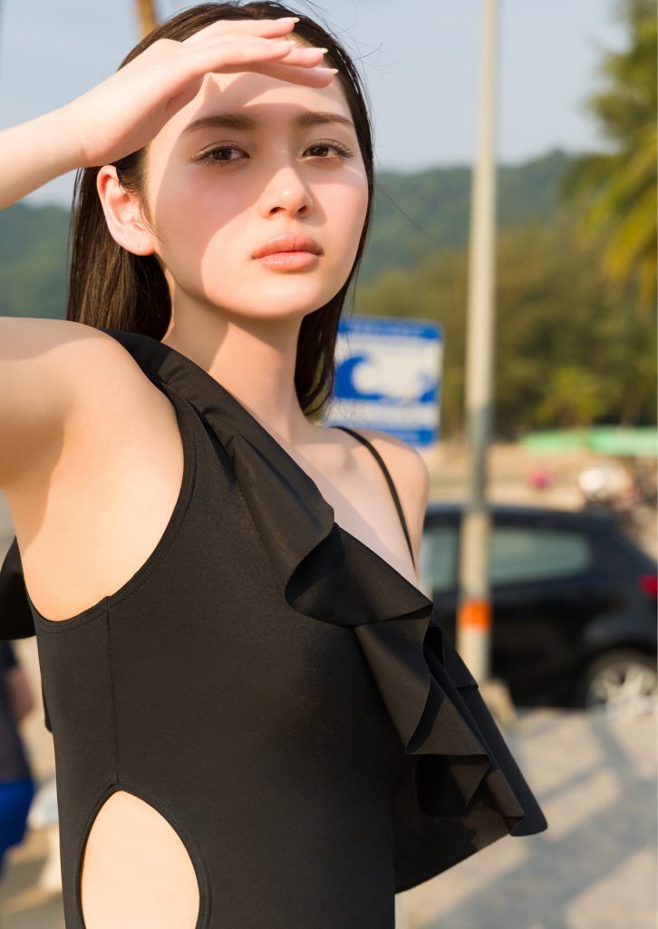 图片[2]-【デジタル限定 YJ PHOTO BOOK】加藤栞写真集「Walking On Air」【57P 92MB】-石川澪写真网